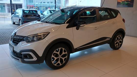 RENAULT CAPTUR 1.3 TCE FLEX INTENSE X-TRONIC RENAULT CAPTUR 1.3 TCE FLEX INTENSE X-TRONIC